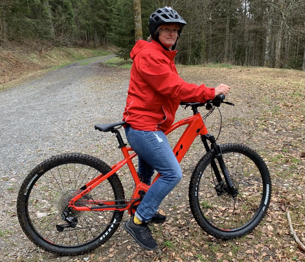Heike Bauer auf einem Mietbike von Martin e-Bike and more aus Niedereschach